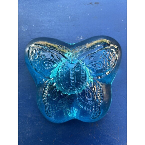 Monna Heavyweight Glass Blue Butterfly Tea Light Votive - Picture 1 of 8
